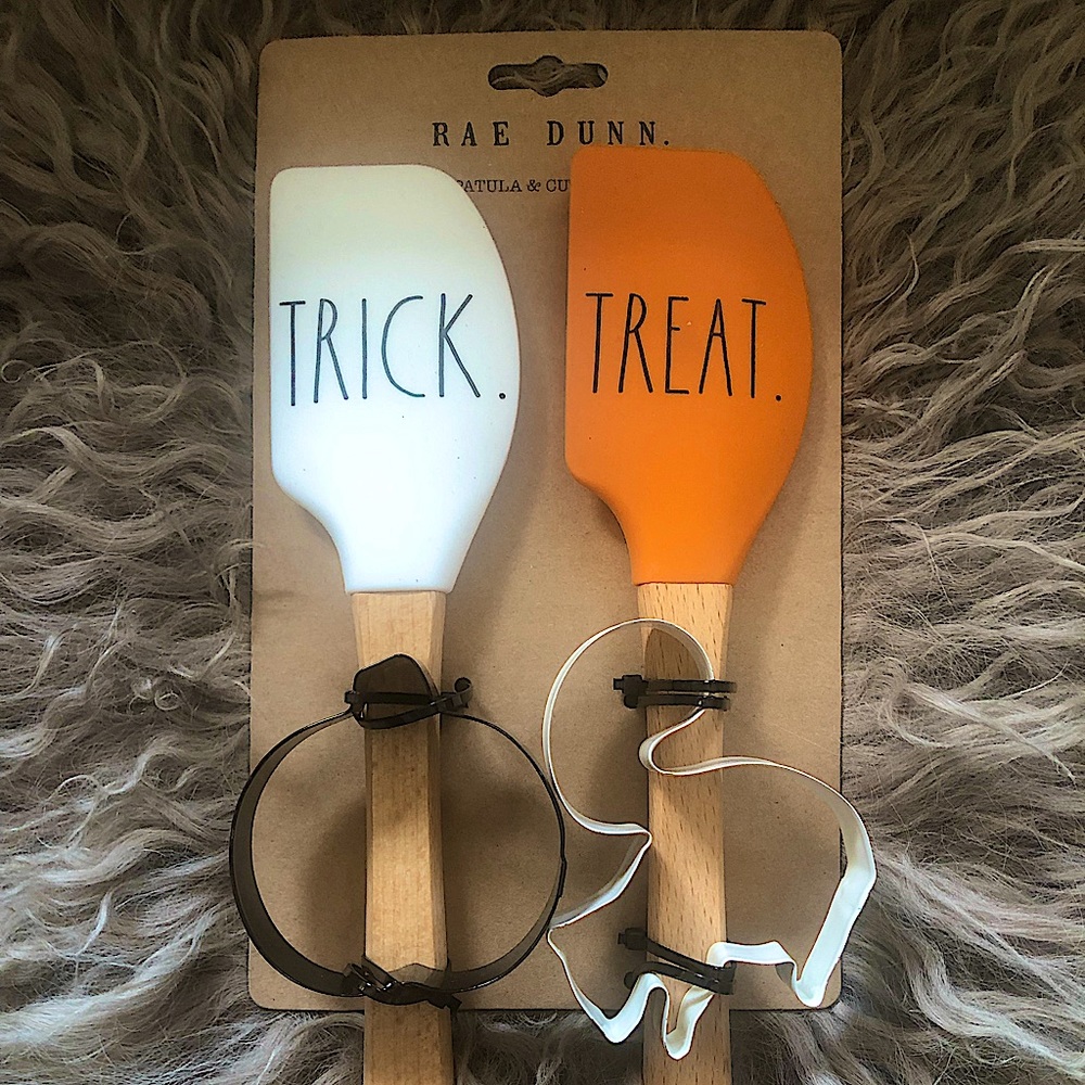 RAE DUNN 🎃 Trick or Teat Baking Set - Spatulas & Cookie Cutters 🖤 Halloween 🧡